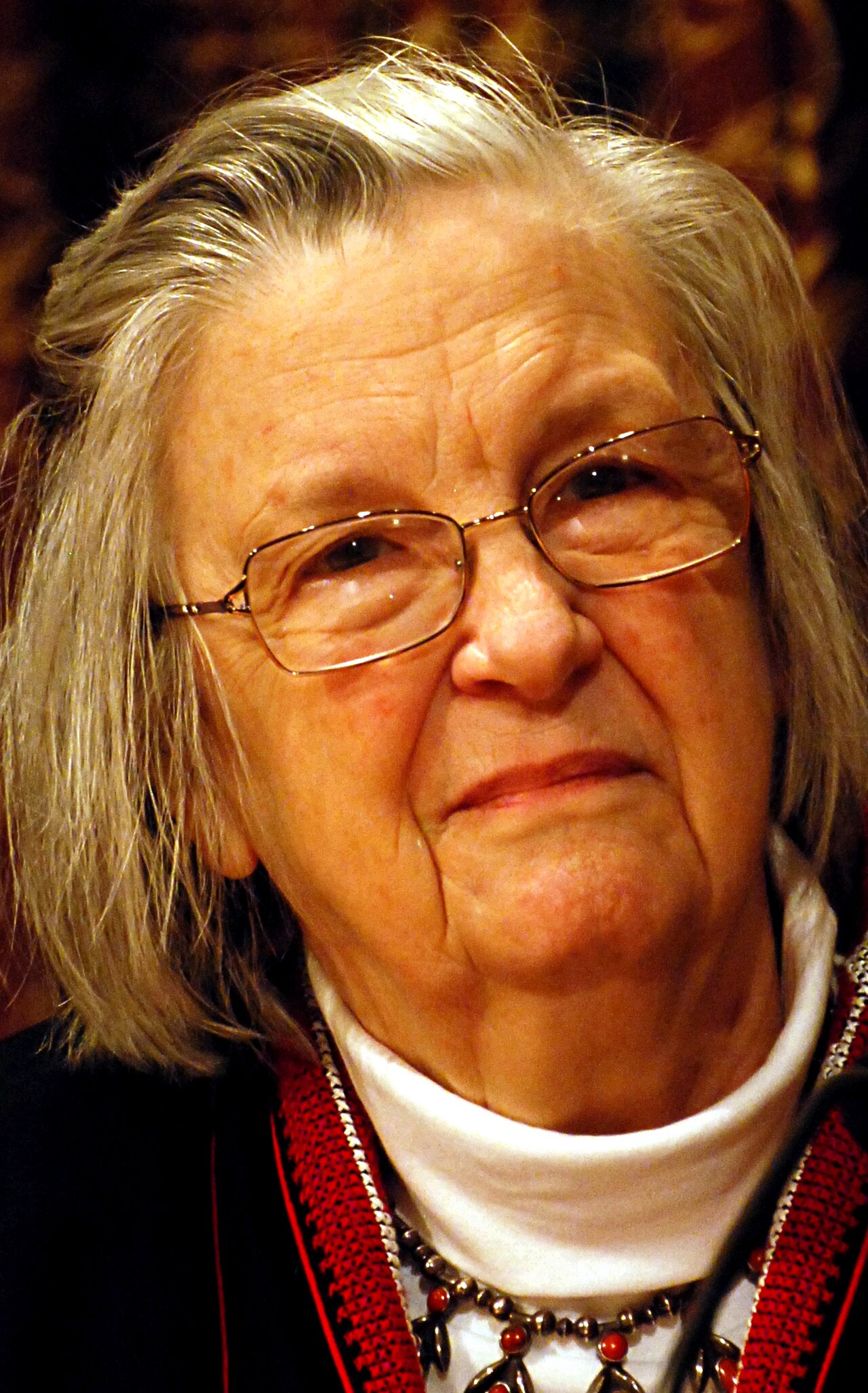 Elinor Ostrom en 2009. Photo : Holger Motzkau / Wikimedia Commons, CC BY-SA 3.0.